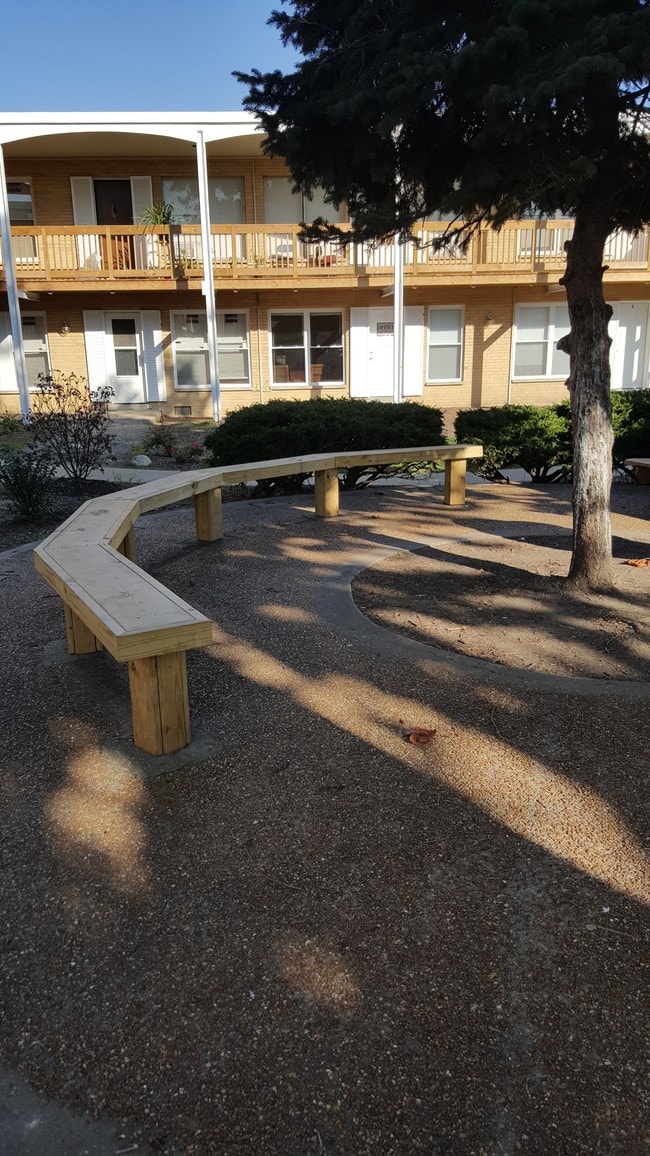 Parkside Apartments Rentals Glen Ellyn, IL