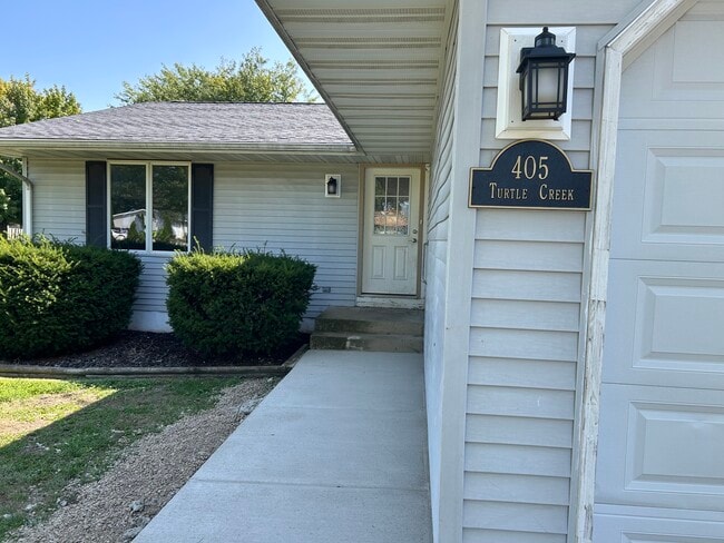 Building Photo - 407 Turtle Creek Dr