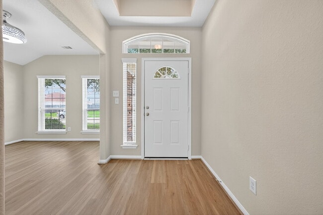 Building Photo - "3-Bed with 2 Full Baths in Katy – Spaciou...