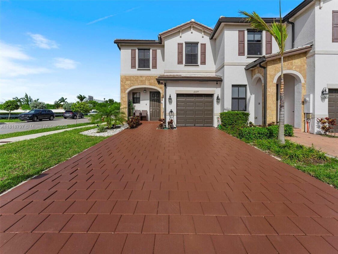 Primary Photo - 11129 W 33rd Ct