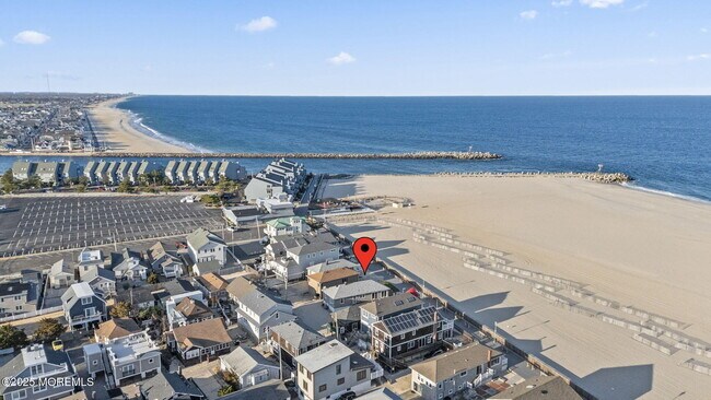 Foto del edificio - 115 Boardwalk