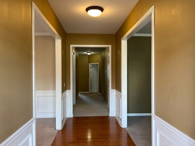 Foto del edificio - Beautiful 3 bedroom home located in Huntington Grove!!