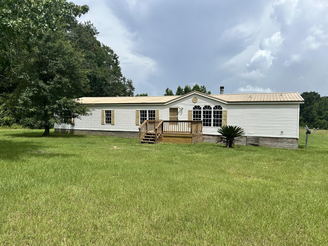 Primary Photo - 3960 Millside Rd