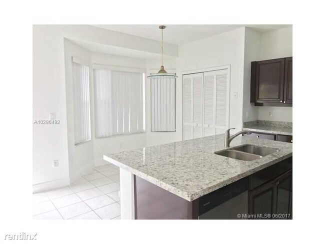Building Photo - 3 br, 2.5 bath House - 360 SW 190th Ave
