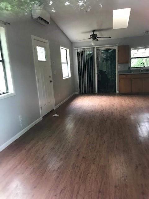 Foto del edificio - 8101 Williamson Creek Drive