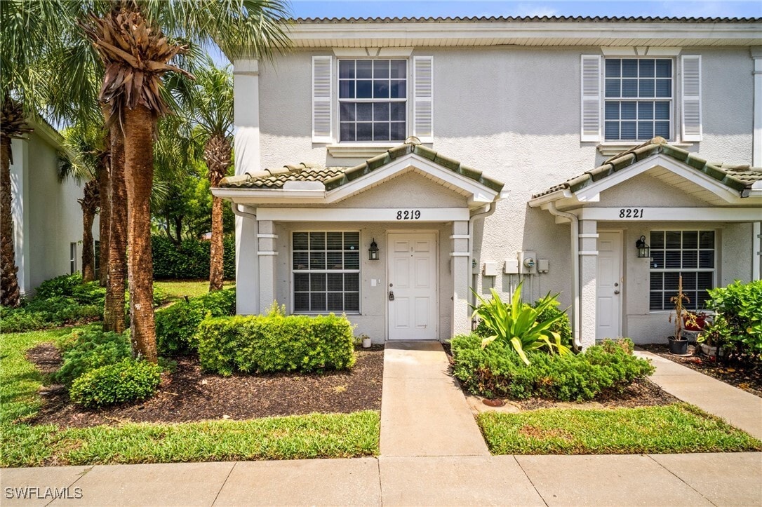 Foto principal - 8219 Pacific Beach Dr