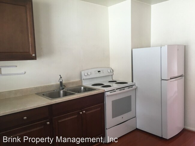 Building Photo - 5632 Delridge Way SW