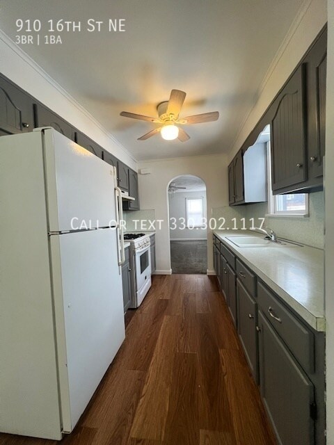 Foto del edificio - Three bedroom ranch style home for rent - ...