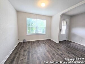 Building Photo - 9723 Bratten Rise
