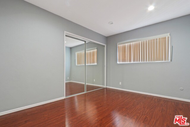 Foto del edificio - 820 N Beaudry Ave