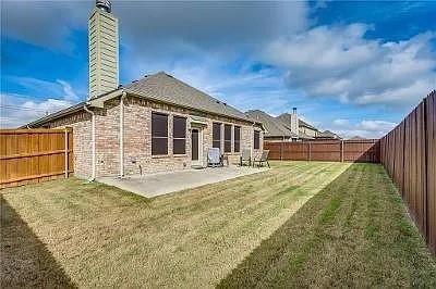 Building Photo - 7336 La Mancha