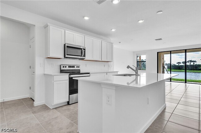 Building Photo - 1424 Weeping Willow Ct