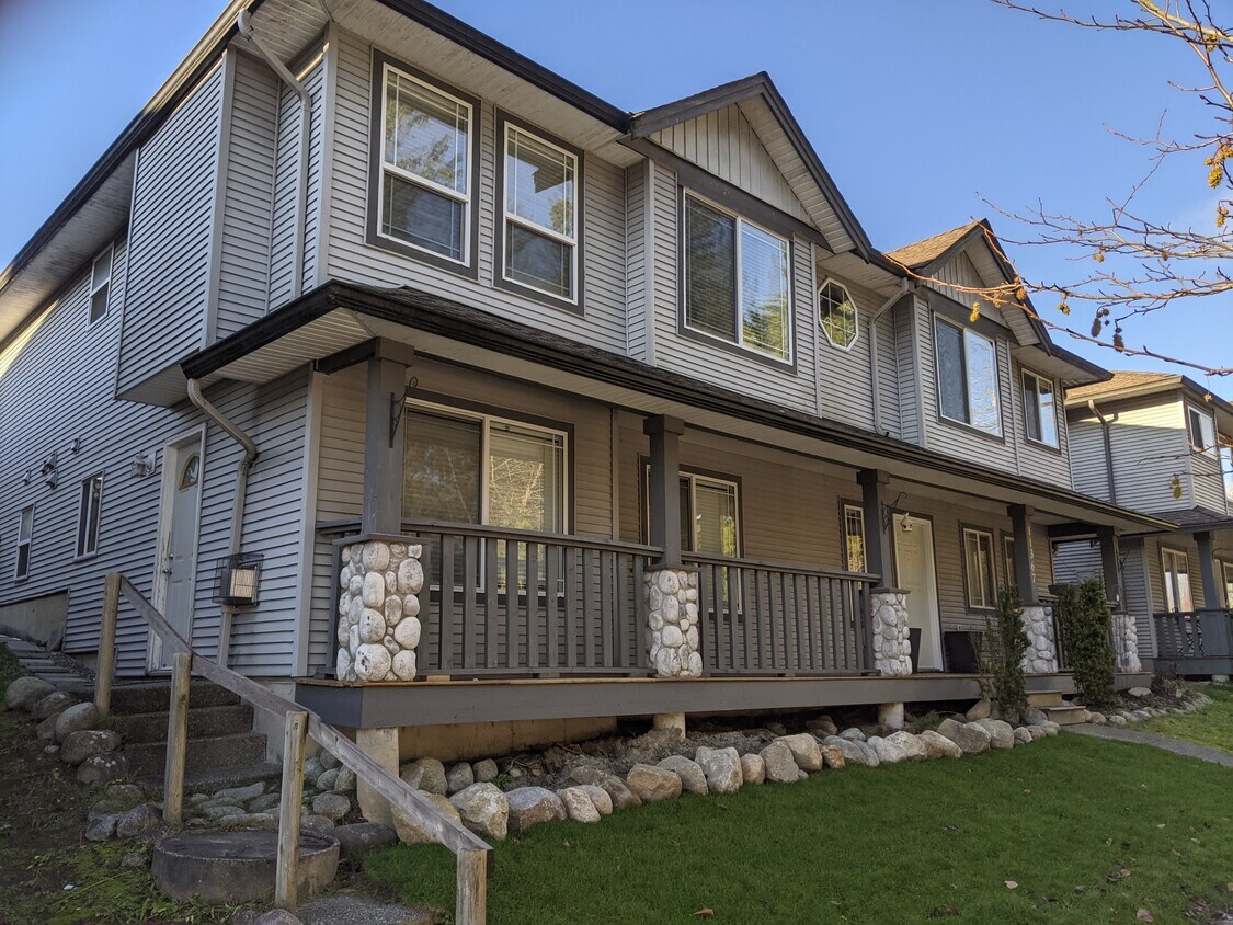 Primary Photo - 11367 Creekside St