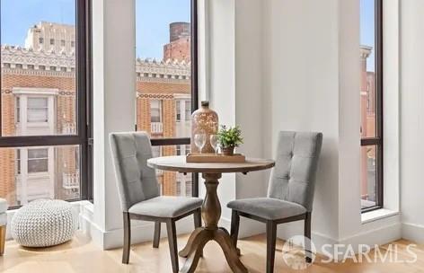 Foto del edificio - 832 Sutter St