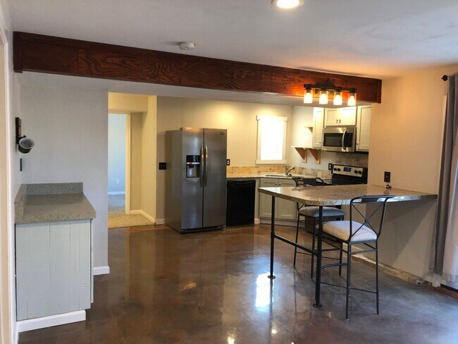 Cocina - 616 Freemont Cir