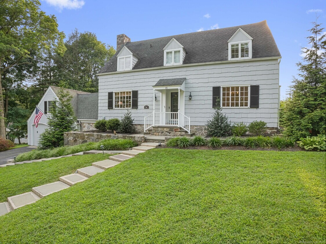 Foto principal - 15 Stanwich Ln