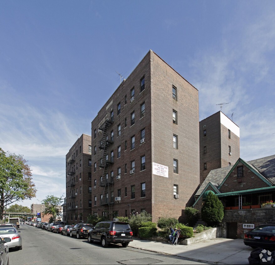 4037 77th St, Elmhurst, NY 11373 4037 77th St Elmhurst, NY Apartments for Rent in Elmhurst