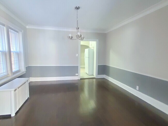 Foto del edificio - 8028 S Phillips Ave