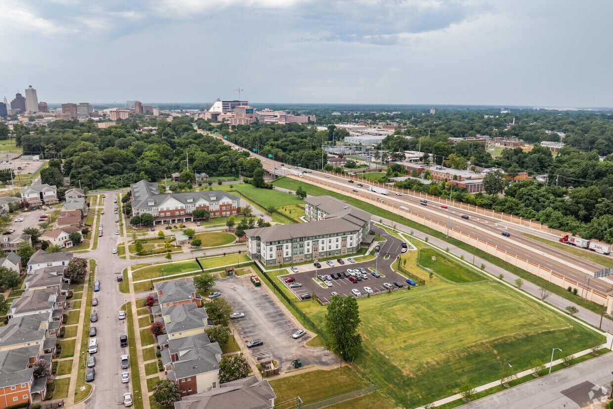 Foto aérea - Edgeview at Legends Park