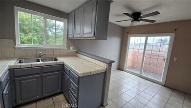 Building Photo - 308 N Millard Ave