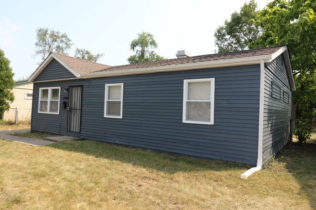 Foto del edificio - 4 Bedroom Ranch w/ Garage