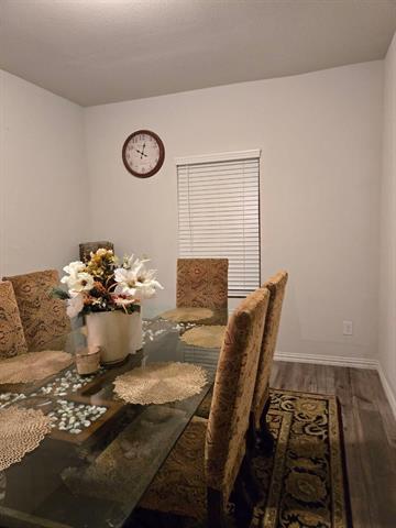 Foto del edificio - 1323 Black Canyon Ave