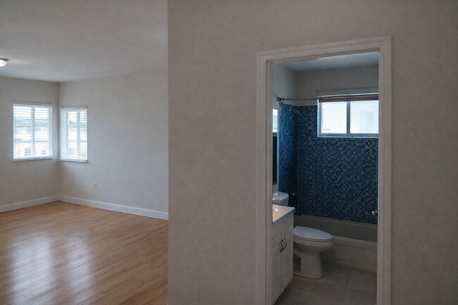 Foto del edificio - BGG 8415