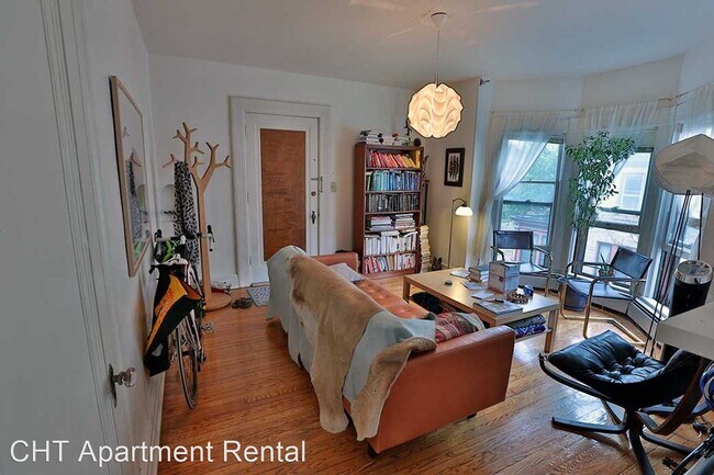 Building Photo - 1 br, 1 bath Apartment - 128 W. Gilman St.