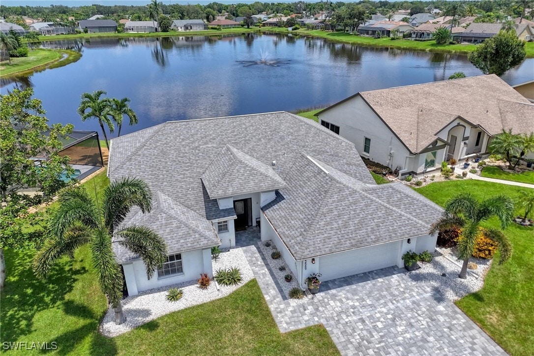 Foto principal - 22589 Island Lakes Dr