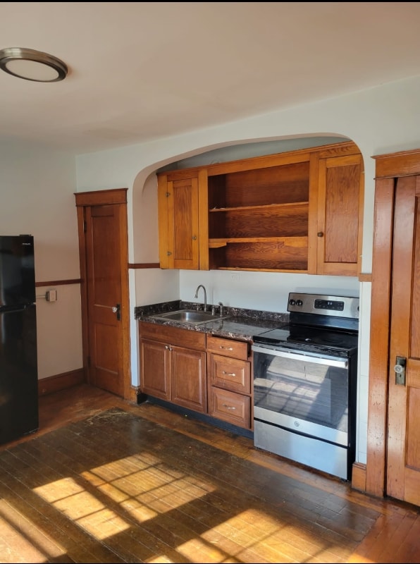 Primary Photo - 3-23E Amherst St