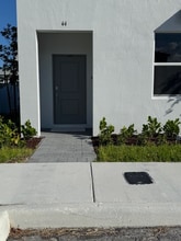 Building Photo - 591 S Krome Ave