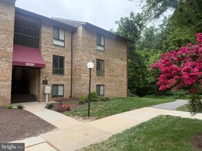 Building Photo - 6029-4 Majors Ln