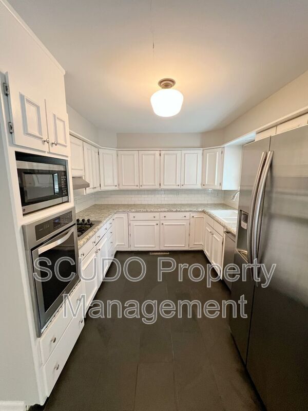Foto del edificio - 2909 W 49th Terrace
