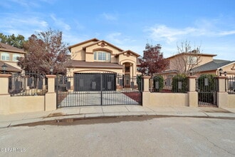 Building Photo - 636 Paseo Hermoso Dr