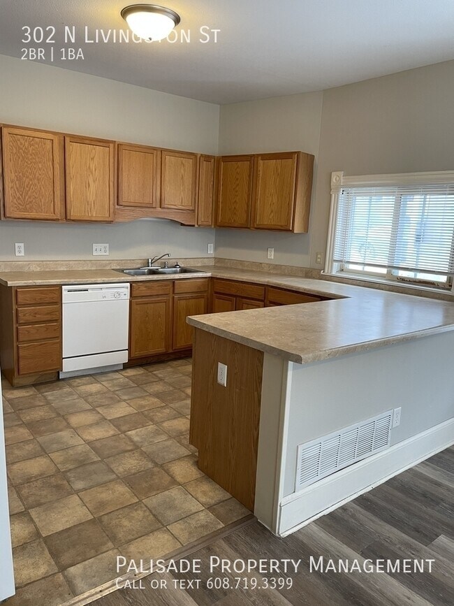 Foto del edificio - 302 N Livingston St