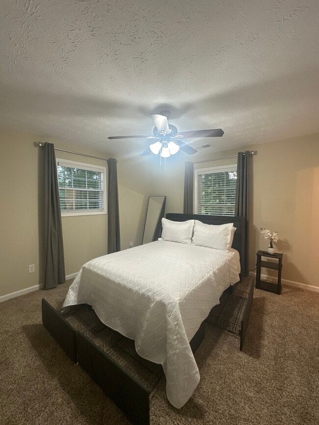 Building Photo - 6630 Leisure Trl