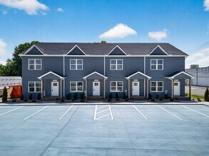 Building Photo - 5207 Camelia Rd