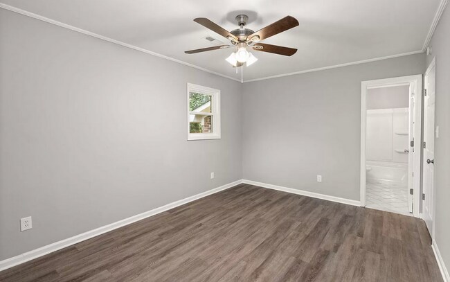 Foto del edificio - Beautiful Summerville Rent Ready, Fully Re...