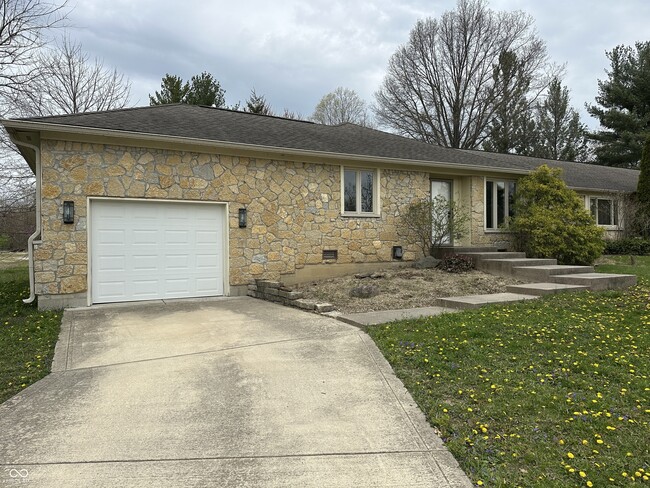 Building Photo - 2105 Pebble Beach Dr