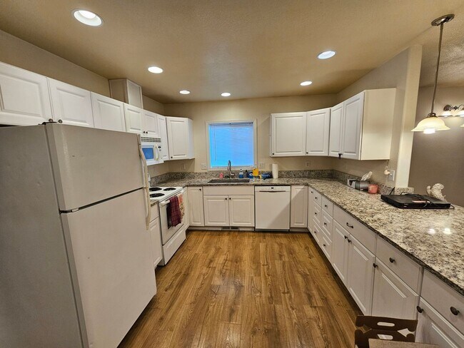 Foto del edificio - 1005 X Ave