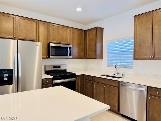 Building Photo - 398 Moonlight Opera Ct