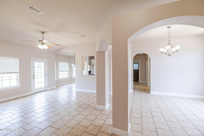 Building Photo - 2300 Megan Ct