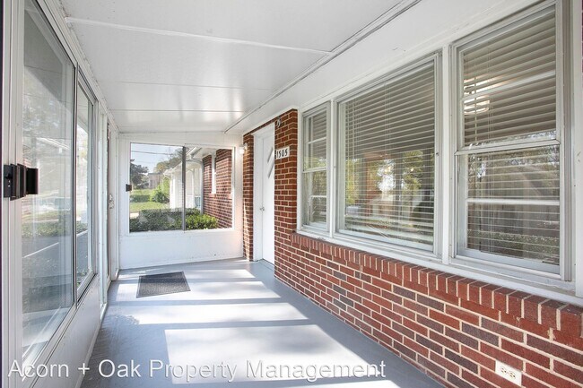 Building Photo - 2 br, 1 bath House - 1305 Sedgefield St.