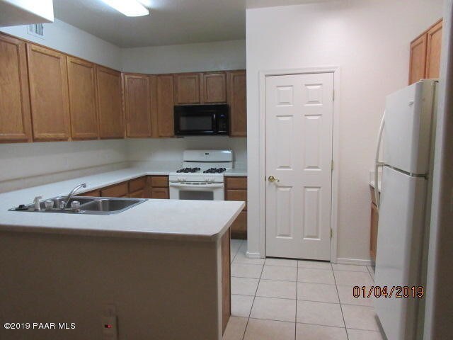 Building Photo - 1145 Mary Dr