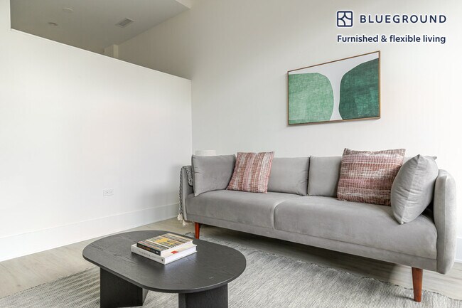 Foto del edificio - 812 W Adams St
