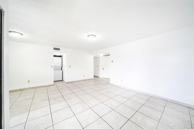 Foto del edificio - 1000 Constitution Dr