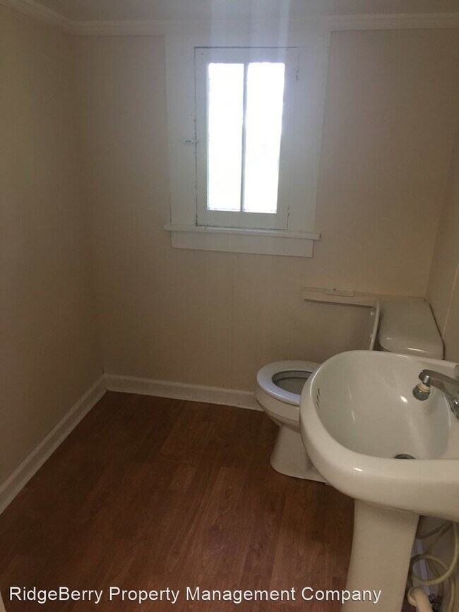 Foto del edificio - 2 br, 1 bath House - 909 South Broad Street