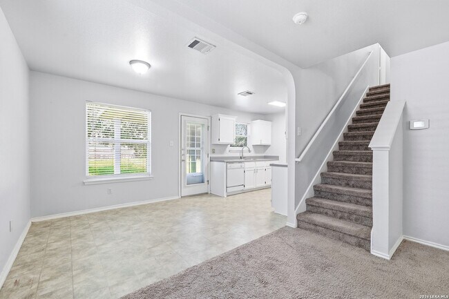Building Photo - 9427 Velvet Spring