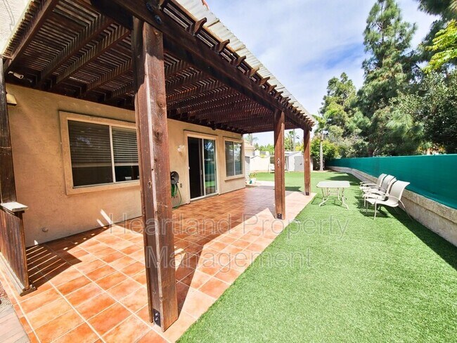 Building Photo - 799 Avenida De La Barca