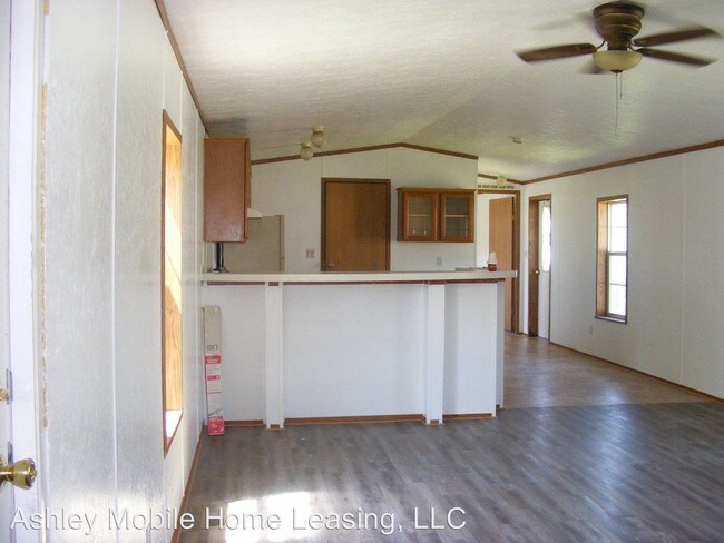 Foto del edificio - 102 Maplewood Dr